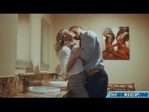 ❤️ Коли грудаста блондинка спокушає вас у громадському туалеті ❤ Супер секс на порно uk.zoomporno.ru ❌️